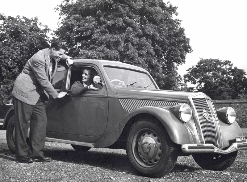 Regele Mihai si Regina Ana