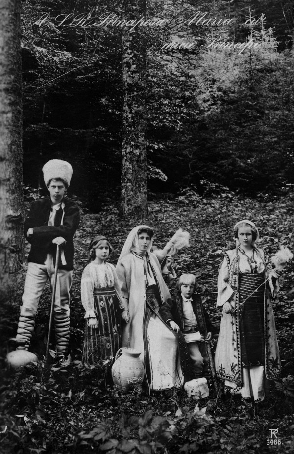 maria cu copiii basm