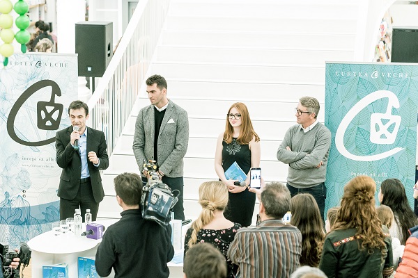 by Miluta Flueras http://fb.com/miluta7